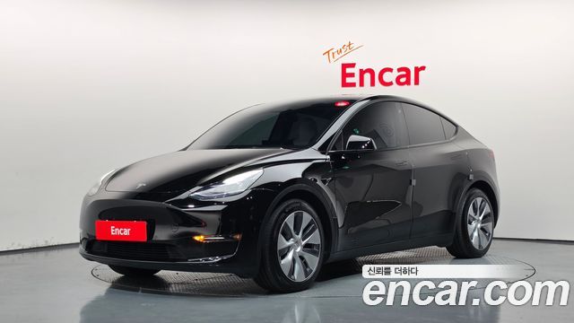 Tesla Model Y Long Range AWD