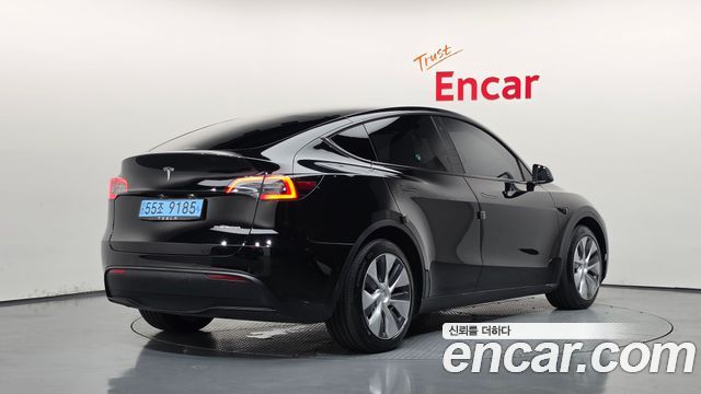 Tesla Model Y Long Range AWD 2021 — фото 2