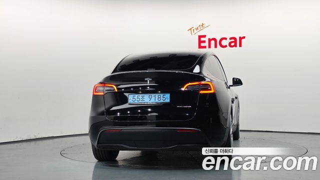 Tesla Model Y Long Range AWD 2021 — фото 4