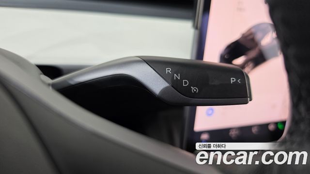 Tesla Model Y Long Range AWD 2021 — фото 9