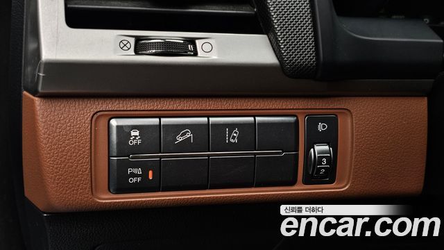 KG Mobility (SsangYong) Rexton Sports Khan Diesel 2.2 4WD Professional S (5-Link) 2019 — фото 29