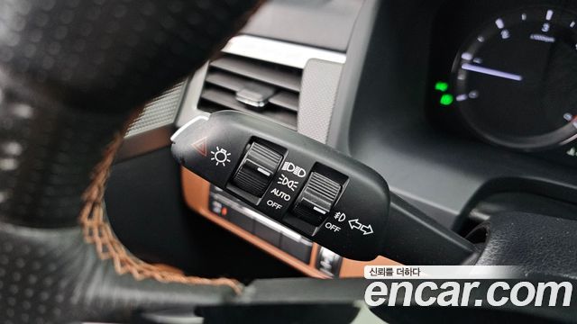 KG Mobility (SsangYong) Rexton Sports Khan Diesel 2.2 4WD Professional S (5-Link) 2019 — фото 31