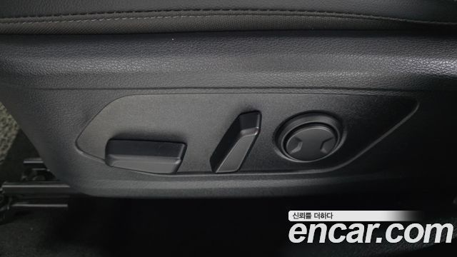 Kia Sportage Hybrid (V) HEV 1.6 2WD Signature 2025 — фото 15
