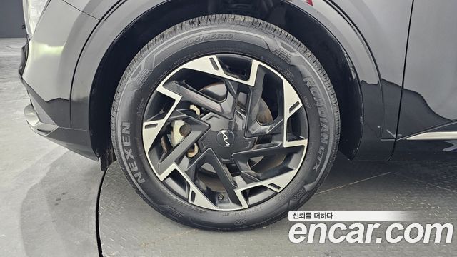 Kia Sportage (V) Gasoline 1.6 Turbo 2WD Prestige 2024 — фото 5