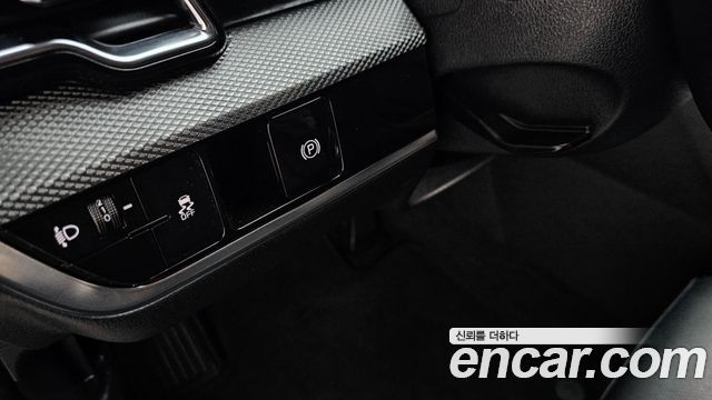 Kia Sportage (V) Gasoline 1.6 Turbo 2WD Prestige 2024 — фото 18