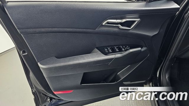 Kia Sportage (V) Gasoline 1.6 Turbo 2WD Prestige 2024 — фото 24