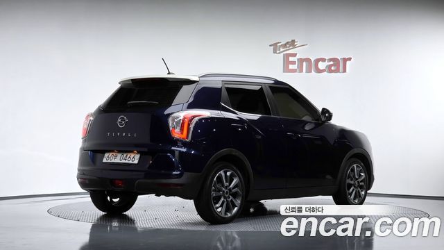 KG Mobility (SsangYong) Tivoli LX 2WD HI-DLX 2016 — фото 2