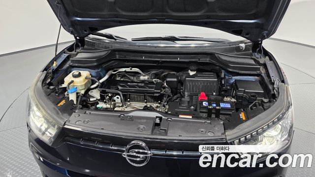 KG Mobility (SsangYong) Tivoli LX 2WD HI-DLX 2016 — фото 6