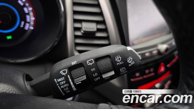KG Mobility (SsangYong) Tivoli LX 2WD HI-DLX 2016 — фото 17