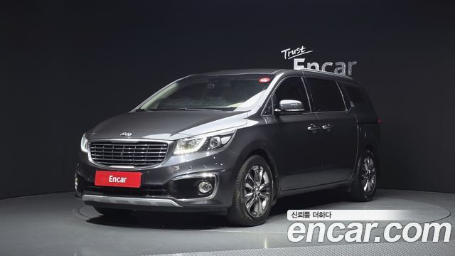 Kia Carnival 9-seater Prestige 2018 — фото 1