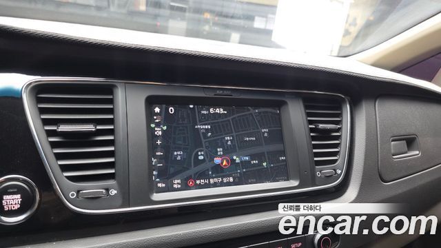 Kia Carnival 9-seater Prestige 2018 — фото 14