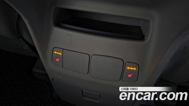 Kia Carnival 9-seater Prestige 2018 — фото 20