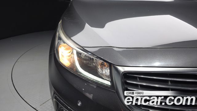 Kia Carnival 9-seater Prestige 2018 — фото 22