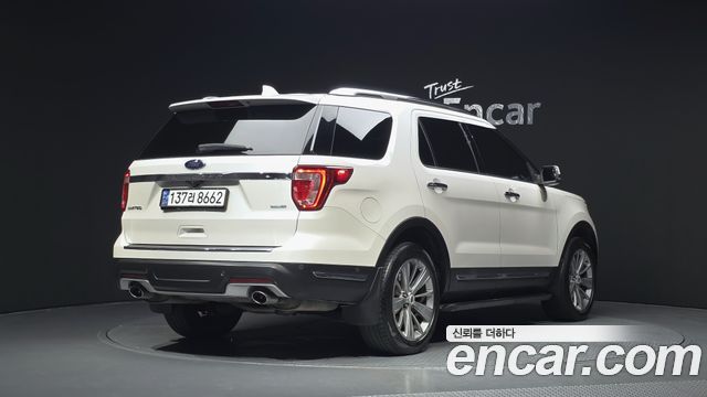 Ford Explorer 2.3 Limited 4WD 5th 2018 — фото 2