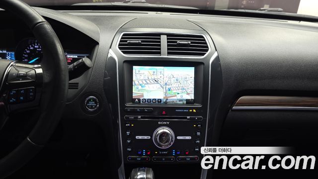 Ford Explorer 2.3 Limited 4WD 5th 2018 — фото 14