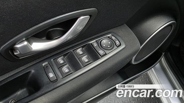 Renault Korea SM3 Z.E. SE Plus 2014 — фото 19