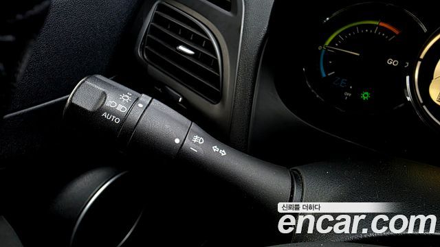 Renault Korea SM3 Z.E. SE Plus 2014 — фото 20
