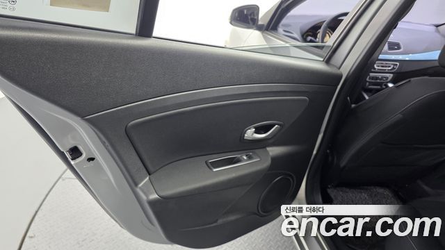 Renault Korea SM3 Z.E. SE Plus 2014 — фото 25