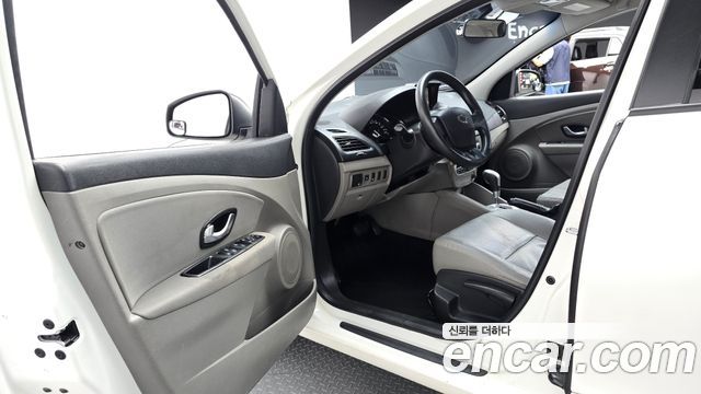 Renault Korea SM3 SE 2011 — фото 10