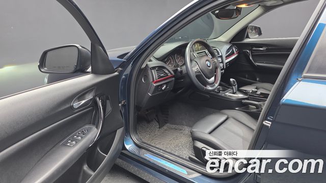 BMW 1 Series (F20) 118d Sport 5Door 2016 — фото 10