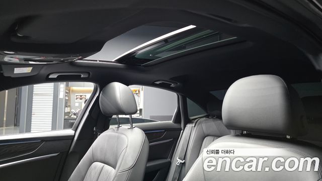 Audi A6 (C8) 45 TFSI Premium 2022 — фото 17