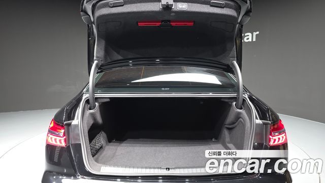 Audi A6 (C8) 45 TFSI Premium 2022 — фото 20
