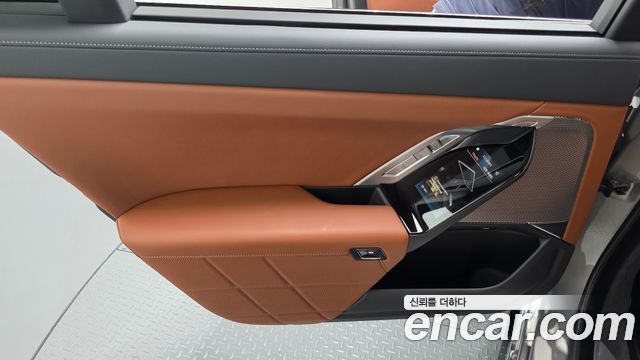 BMW 7 Series (G70) 740i xDrive M Sport 2024 — фото 25