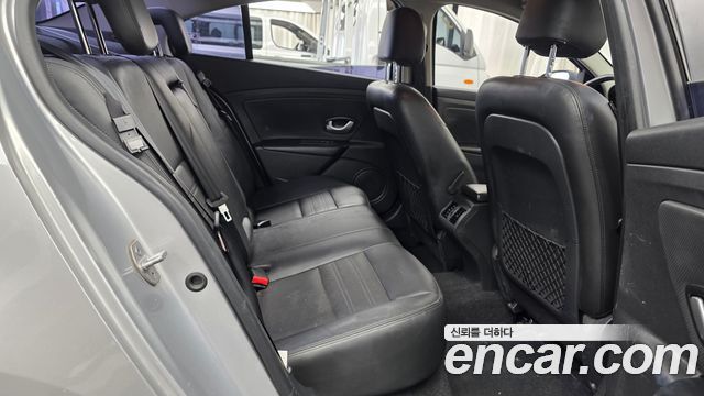 Renault Korea SM3 Neo LE 2019 — фото 11