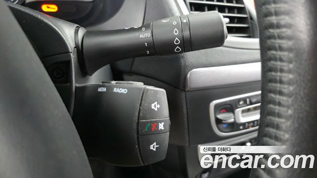 Renault Korea SM3 Neo LE 2019 — фото 18