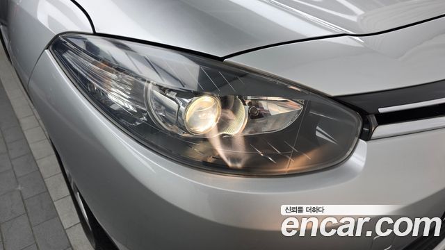 Renault Korea SM3 Neo LE 2019 — фото 22