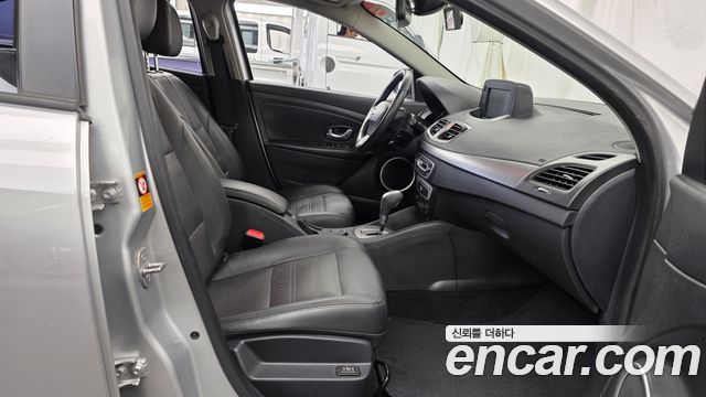 Renault Korea SM3 Neo LE 2019 — фото 26