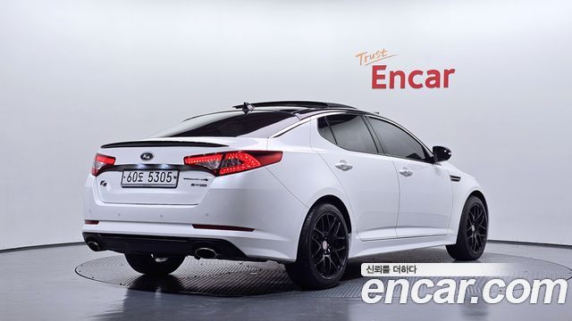 Kia K5 2.4 GDI Noblesse 2011 — фото 2