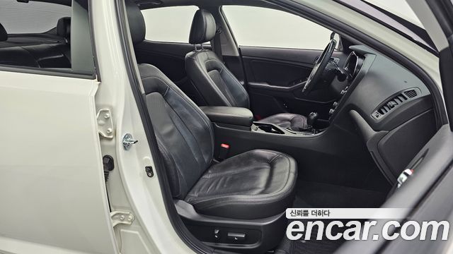 Kia K5 2.4 GDI Noblesse 2011 — фото 12