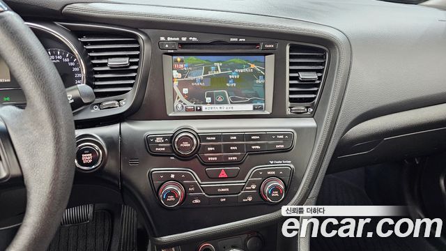 Kia K5 2.4 GDI Noblesse 2011 — фото 14