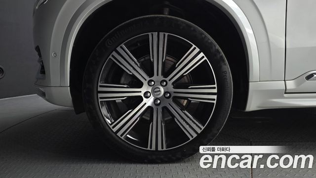 Volvo XC90 (II) B6 Ultimate Bright 2023 — фото 5