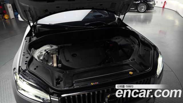 Volvo XC90 (II) B6 Ultimate Bright 2023 — фото 6