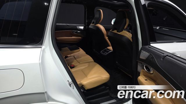 Volvo XC90 (II) B6 Ultimate Bright 2023 — фото 12