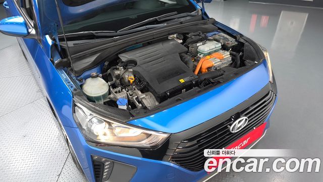 Hyundai Ioniq Hybrid N 2018 — фото 6