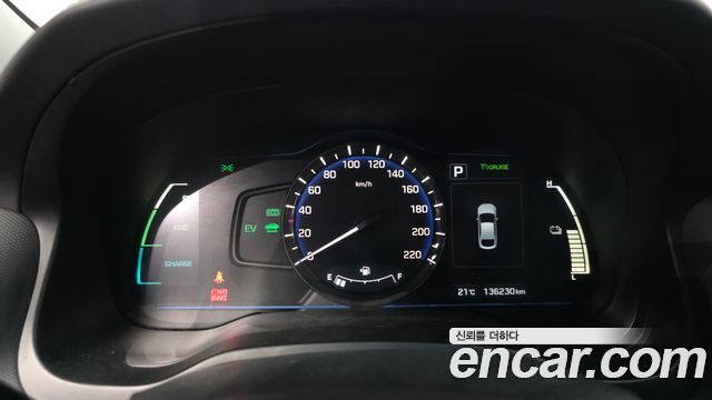 Hyundai Ioniq Hybrid N 2018 — фото 8