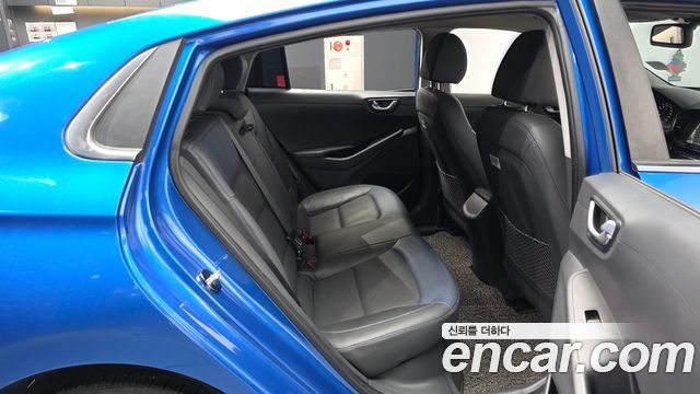 Hyundai Ioniq Hybrid N 2018 — фото 12