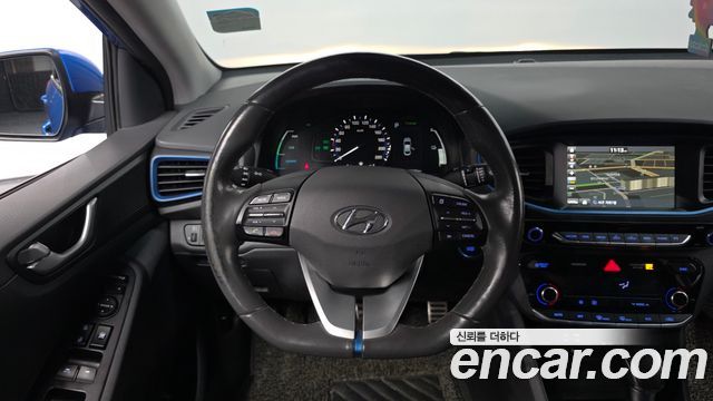 Hyundai Ioniq Hybrid N 2018 — фото 13