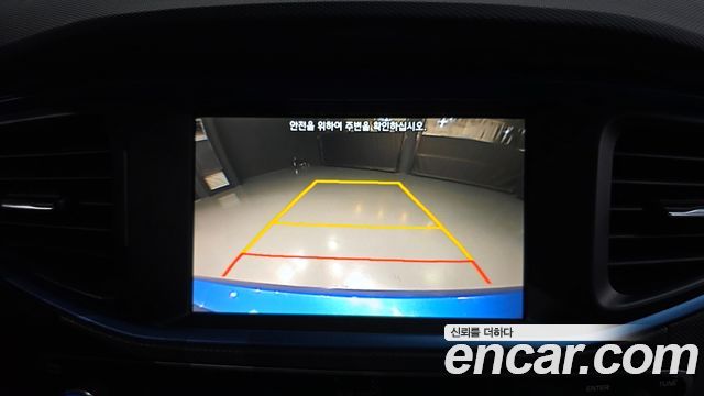 Hyundai Ioniq Hybrid N 2018 — фото 15
