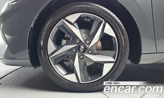 Hyundai Avante (CN7) 1.6 Inspiration 2023 — фото 5