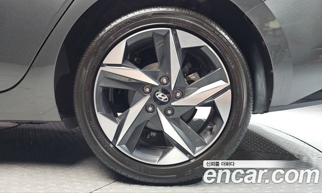 Hyundai Avante (CN7) 1.6 Inspiration 2023 — фото 21
