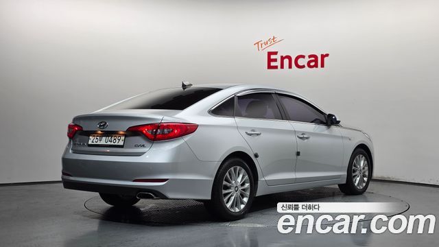 Hyundai Sonata (LF) 2.0 Style Special 2016 — фото 2