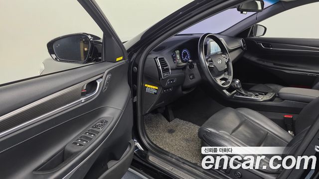 Hyundai Grandeur (IG) 3.0 Exclusive Special 2017 — фото 10