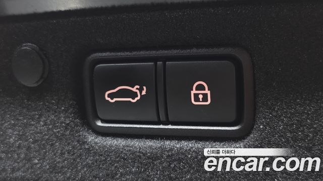 Hyundai Grandeur (IG) 3.0 Exclusive Special 2017 — фото 18