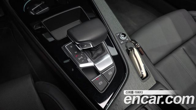 Audi A4 (B9) 45 TFSI Quattro Premium 2023 — фото 9