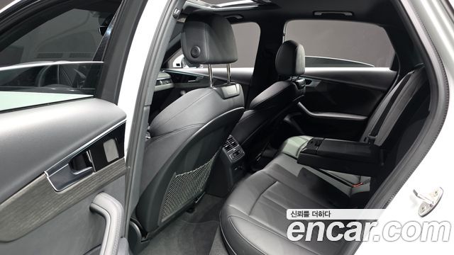 Audi A4 (B9) 45 TFSI Quattro Premium 2023 — фото 11