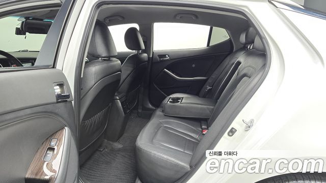 Kia K5 2.0 Prestige Standard 2013 — фото 12